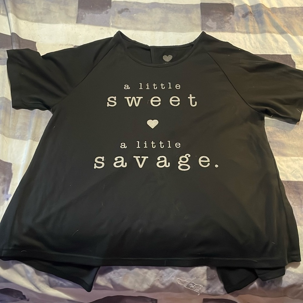 T-shirt with split back